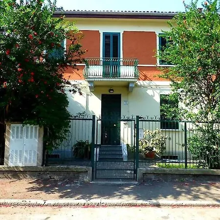 Apartment Erbosa-fiera 2 *
